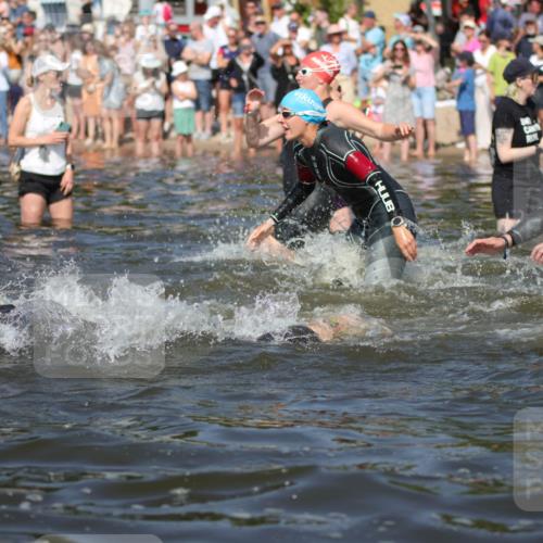 22.06.2025 - Viking Triathlon H.Heesch http://msf.ph/oto/8060968 22.06.2025 10:03:18 Schwimmen 20, 34, 89, 134, 163, 187, 208, 229, 334, 348, 505, 524, 540, 636, 660 meine-sportfotos.de