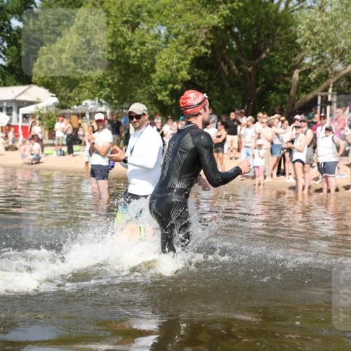 22.06.2025 - Viking Triathlon Michael Strokosch http://msf.ph/oto/8060984 22.06.2025 10:24:12 Schwimmen 609 meine-sportfotos.de