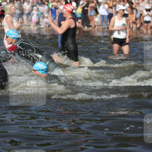 22.06.2025 - Viking Triathlon H.Heesch http://msf.ph/oto/8060999 22.06.2025 10:03:20 Schwimmen 20, 25, 34, 88, 89, 134, 163, 229, 251, 324, 332, 348, 540, 636, 660 meine-sportfotos.de