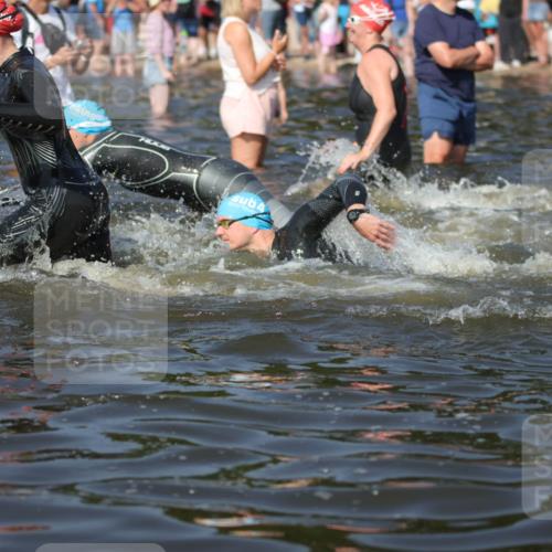 22.06.2025 - Viking Triathlon H.Heesch http://msf.ph/oto/8061006 22.06.2025 10:03:20 Schwimmen 20, 25, 34, 88, 89, 134, 163, 229, 251, 324, 332, 348, 540, 636, 660 meine-sportfotos.de
