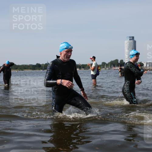 22.06.2025 - Viking Triathlon Michael Strokosch http://msf.ph/oto/8061017 22.06.2025 10:44:57 Schwimmen 39, 168, 493, 638, 653 meine-sportfotos.de