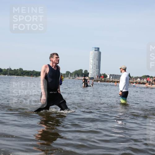 22.06.2025 - Viking Triathlon Michael Strokosch http://msf.ph/oto/8061057 22.06.2025 10:45:07 Schwimmen 39, 168, 346, 493, 503, 638 meine-sportfotos.de