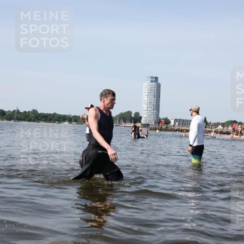 22.06.2025 - Viking Triathlon Michael Strokosch http://msf.ph/oto/8061061 22.06.2025 10:45:07 Schwimmen 39, 168, 346, 493, 503, 638 meine-sportfotos.de