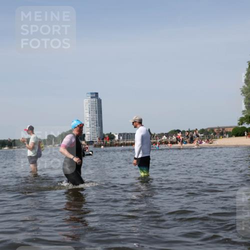 22.06.2025 - Viking Triathlon Michael Strokosch http://msf.ph/oto/8061072 22.06.2025 10:45:12 Schwimmen 39, 68, 346, 493, 503 meine-sportfotos.de