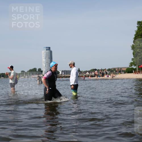 22.06.2025 - Viking Triathlon Michael Strokosch http://msf.ph/oto/8061077 22.06.2025 10:45:12 Schwimmen 39, 68, 346, 493, 503 meine-sportfotos.de