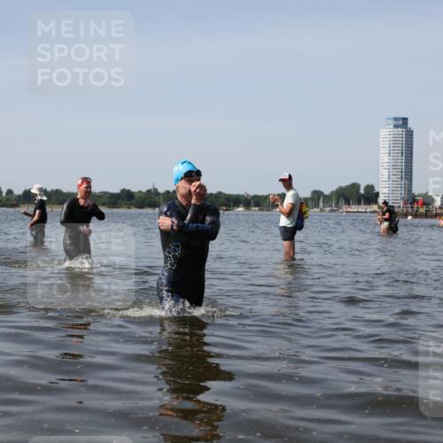 22.06.2025 - Viking Triathlon Michael Strokosch http://msf.ph/oto/8061101 22.06.2025 10:45:18 Schwimmen 68, 102, 108, 346, 493, 503, 605 meine-sportfotos.de