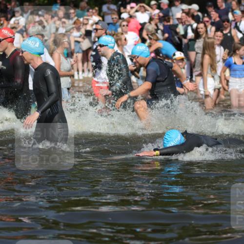 22.06.2025 - Viking Triathlon H.Heesch http://msf.ph/oto/8061124 22.06.2025 10:03:36 Schwimmen 42, 58, 62, 79, 148, 179, 182, 221, 434, 454, 556, 619, 635, 645, 659 meine-sportfotos.de