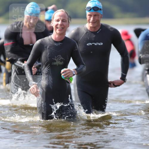 22.06.2025 - Viking Triathlon H.Heesch http://msf.ph/oto/8061126 22.06.2025 10:39:13 Schwimmen 79, 83, 148, 182, 195, 238, 276, 295, 298, 324, 351, 386, 474, 536, 654 meine-sportfotos.de