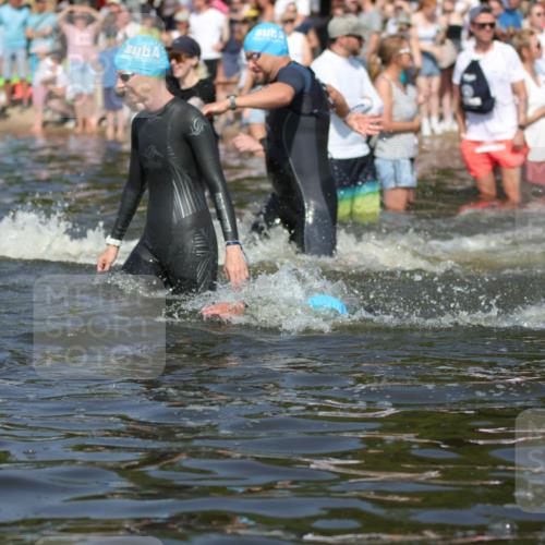 22.06.2025 - Viking Triathlon H.Heesch http://msf.ph/oto/8061140 22.06.2025 10:03:37 Schwimmen 42, 58, 62, 79, 148, 179, 182, 221, 434, 454, 556, 619, 635, 645, 659 meine-sportfotos.de