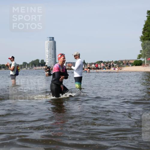 22.06.2025 - Viking Triathlon Michael Strokosch http://msf.ph/oto/8061149 22.06.2025 10:45:22 Schwimmen 68, 102, 108, 503, 605 meine-sportfotos.de