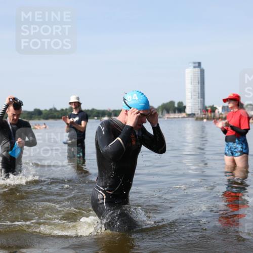 22.06.2025 - Viking Triathlon Michael Strokosch http://msf.ph/oto/8061194 22.06.2025 10:25:00 Schwimmen 4, 521 meine-sportfotos.de