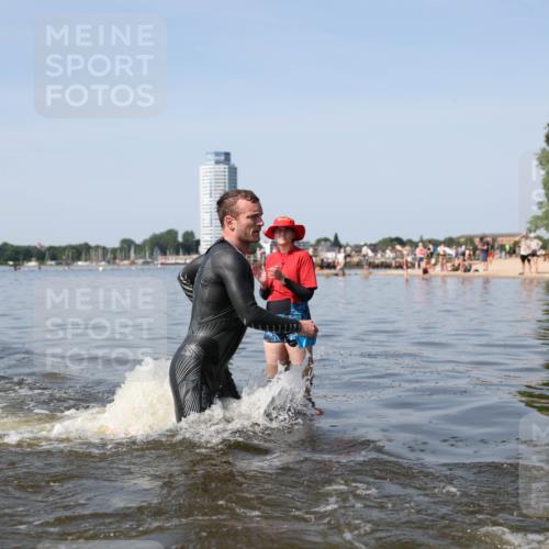 22.06.2025 - Viking Triathlon Michael Strokosch http://msf.ph/oto/8061211 22.06.2025 10:25:02 Schwimmen 4, 521 meine-sportfotos.de