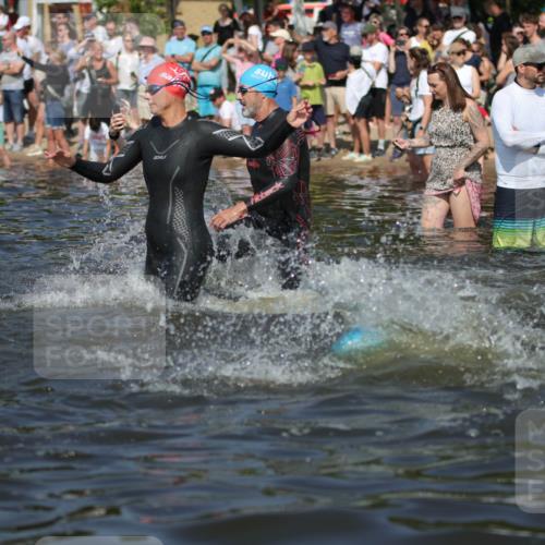 22.06.2025 - Viking Triathlon H.Heesch http://msf.ph/oto/8061212 22.06.2025 10:03:43 Schwimmen 58, 62, 79, 108, 148, 157, 179, 296, 434, 456, 619, 635, 645, 648, 659 meine-sportfotos.de