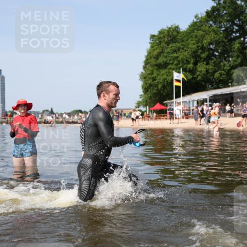 22.06.2025 - Viking Triathlon Michael Strokosch http://msf.ph/oto/8061225 22.06.2025 10:25:03 Schwimmen 4, 521 meine-sportfotos.de