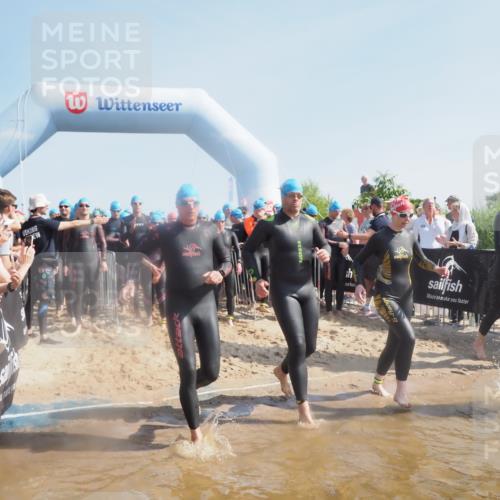 22.06.2025 - Viking Triathlon MichiJ http://msf.ph/oto/8061228 22.06.2025 10:06:37 Schwimmen 44, 74, 93, 109, 159, 168, 186, 205, 219, 261, 358, 376, 450, 606, 625 meine-sportfotos.de