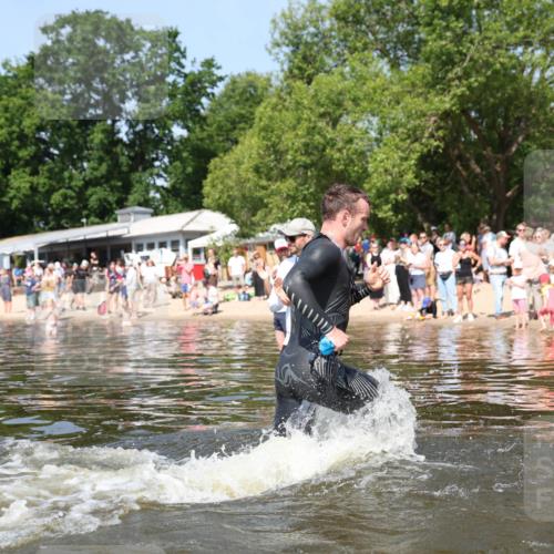 22.06.2025 - Viking Triathlon Michael Strokosch http://msf.ph/oto/8061243 22.06.2025 10:25:04 Schwimmen 4, 521 meine-sportfotos.de