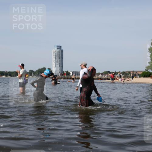 22.06.2025 - Viking Triathlon Michael Strokosch http://msf.ph/oto/8061244 22.06.2025 10:45:34 Schwimmen 102, 108, 197, 466, 519, 605 meine-sportfotos.de