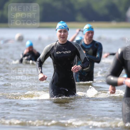 22.06.2025 - Viking Triathlon H.Heesch http://msf.ph/oto/8061298 22.06.2025 10:40:16 Schwimmen 228, 248, 254, 291, 375, 379, 385, 394, 487, 511, 517, 553 meine-sportfotos.de