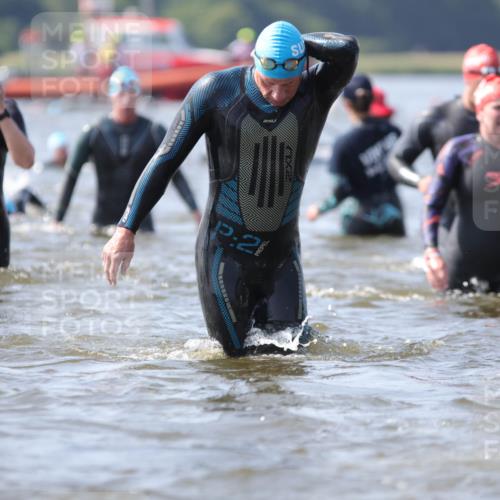 22.06.2025 - Viking Triathlon H.Heesch http://msf.ph/oto/8061337 22.06.2025 10:40:24 Schwimmen 44, 228, 239, 254, 275, 291, 325, 375, 379, 385, 394, 487, 511, 514, 517, 553, 556, 644, 657 meine-sportfotos.de