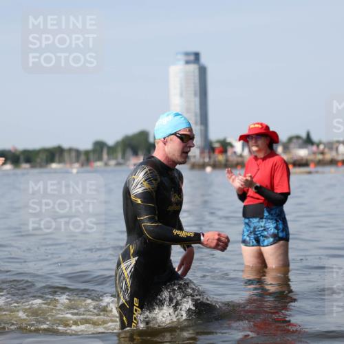 22.06.2025 - Viking Triathlon Michael Strokosch http://msf.ph/oto/8061366 22.06.2025 10:25:37 Schwimmen 2, 10, 420, 455, 485, 544, 557 meine-sportfotos.de