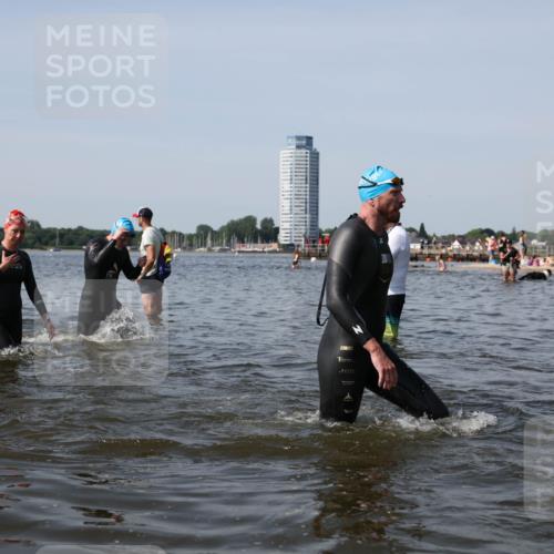 22.06.2025 - Viking Triathlon Michael Strokosch http://msf.ph/oto/8061377 22.06.2025 10:46:01 Schwimmen 217, 342, 360, 372, 468, 525, 615, 621, 633, 647 meine-sportfotos.de