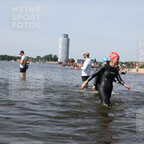 22.06.2025 - Viking Triathlon Michael Strokosch http://msf.ph/oto/8061416 22.06.2025 10:46:05 Schwimmen 121, 144, 217, 342, 372, 468, 525, 615, 621, 633, 647 meine-sportfotos.de