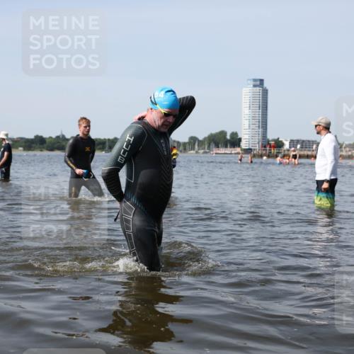 22.06.2025 - Viking Triathlon Michael Strokosch http://msf.ph/oto/8061424 22.06.2025 10:46:11 Schwimmen 121, 144, 213, 217, 342, 525, 647 meine-sportfotos.de