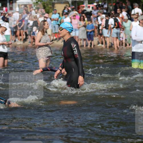 22.06.2025 - Viking Triathlon H.Heesch http://msf.ph/oto/8061467 22.06.2025 10:04:05 Schwimmen 156, 220, 240, 313, 315, 351, 370, 433, 448, 474, 529, 614, 639, 657 meine-sportfotos.de