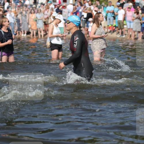 22.06.2025 - Viking Triathlon H.Heesch http://msf.ph/oto/8061487 22.06.2025 10:04:05 Schwimmen 156, 220, 240, 313, 315, 351, 370, 433, 448, 474, 529, 614, 639, 657 meine-sportfotos.de