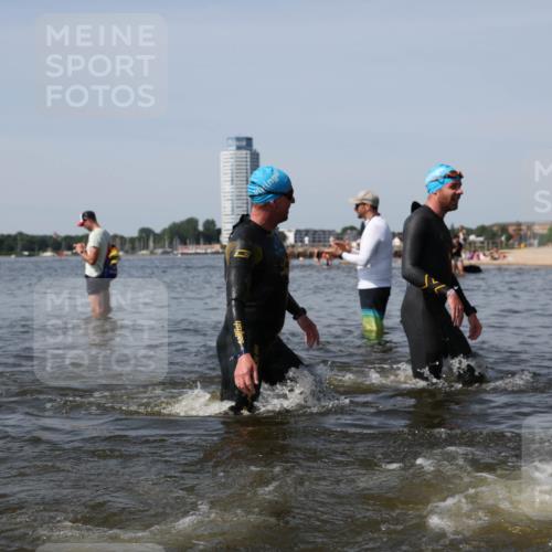 22.06.2025 - Viking Triathlon Michael Strokosch http://msf.ph/oto/8061529 22.06.2025 10:46:22 Schwimmen 60, 121, 144, 213, 225, 406 meine-sportfotos.de