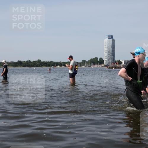22.06.2025 - Viking Triathlon Michael Strokosch http://msf.ph/oto/8061592 22.06.2025 10:46:36 Schwimmen 60, 143, 206, 333, 479 meine-sportfotos.de