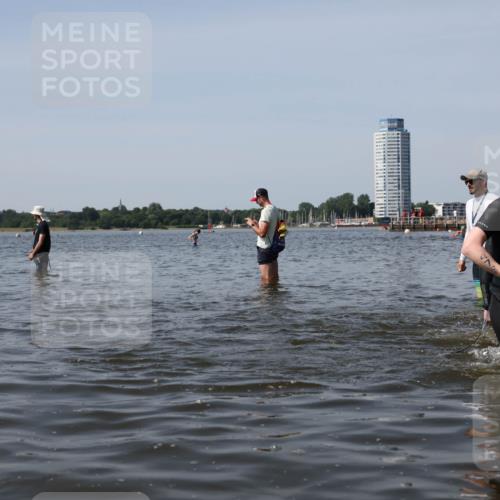 22.06.2025 - Viking Triathlon Michael Strokosch http://msf.ph/oto/8061599 22.06.2025 10:46:36 Schwimmen 60, 143, 206, 333, 479 meine-sportfotos.de