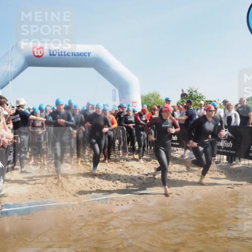 22.06.2025 - Viking Triathlon MichiJ http://msf.ph/oto/8061602 22.06.2025 10:07:01 Schwimmen 64, 183, 244, 321, 328, 369, 431, 467, 468, 479, 494, 498, 533, 631, 649 meine-sportfotos.de