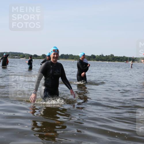 22.06.2025 - Viking Triathlon Michael Strokosch http://msf.ph/oto/8061616 22.06.2025 10:46:39 Schwimmen 60, 143, 206, 333, 479, 498, 515 meine-sportfotos.de