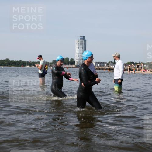 22.06.2025 - Viking Triathlon Michael Strokosch http://msf.ph/oto/8061670 22.06.2025 10:46:44 Schwimmen 143, 206, 333, 479, 498, 515 meine-sportfotos.de