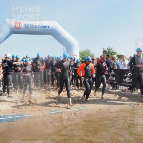 22.06.2025 - Viking Triathlon MichiJ http://msf.ph/oto/8061695 22.06.2025 10:07:06 Schwimmen 64, 123, 190, 244, 328, 369, 402, 431, 467, 494, 498, 519, 607, 631, 649 meine-sportfotos.de
