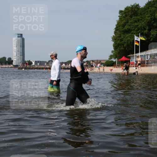 22.06.2025 - Viking Triathlon Michael Strokosch http://msf.ph/oto/8061730 22.06.2025 10:47:02 Schwimmen 36, 51, 378 meine-sportfotos.de