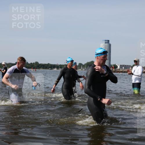 22.06.2025 - Viking Triathlon Michael Strokosch http://msf.ph/oto/8061804 22.06.2025 10:47:18 Schwimmen 51, 74, 76, 267, 421, 547 meine-sportfotos.de