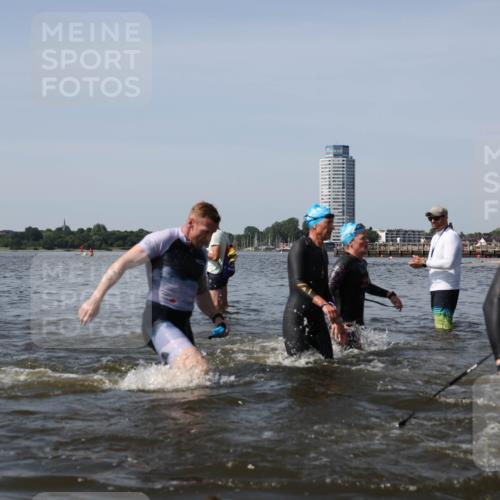 22.06.2025 - Viking Triathlon Michael Strokosch http://msf.ph/oto/8061818 22.06.2025 10:47:19 Schwimmen 51, 74, 76, 267, 421, 547 meine-sportfotos.de