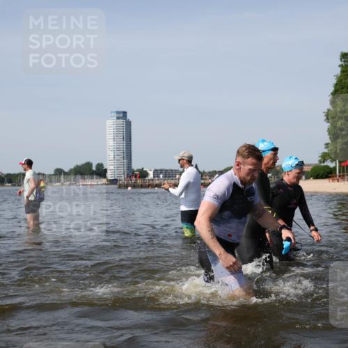 22.06.2025 - Viking Triathlon Michael Strokosch http://msf.ph/oto/8061852 22.06.2025 10:47:21 Schwimmen 51, 74, 76, 267, 421, 547 meine-sportfotos.de