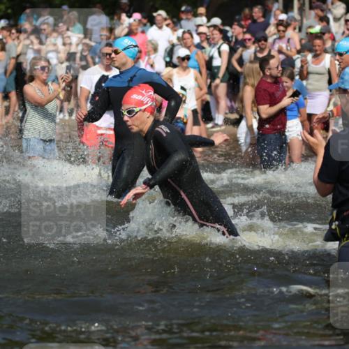 22.06.2025 - Viking Triathlon H.Heesch http://msf.ph/oto/8061856 22.06.2025 10:04:36 Schwimmen 55, 85, 146, 238, 245, 327, 375, 428, 457, 482, 506, 514, 550, 629, 662 meine-sportfotos.de