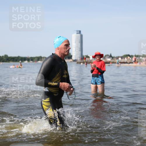 22.06.2025 - Viking Triathlon Michael Strokosch http://msf.ph/oto/8061863 22.06.2025 10:27:00 Schwimmen 52, 81, 145, 288, 623, 661 meine-sportfotos.de