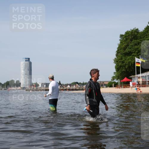 22.06.2025 - Viking Triathlon Michael Strokosch http://msf.ph/oto/8061877 22.06.2025 10:47:31 Schwimmen 23, 71, 76, 183, 261, 267, 547, 606 meine-sportfotos.de