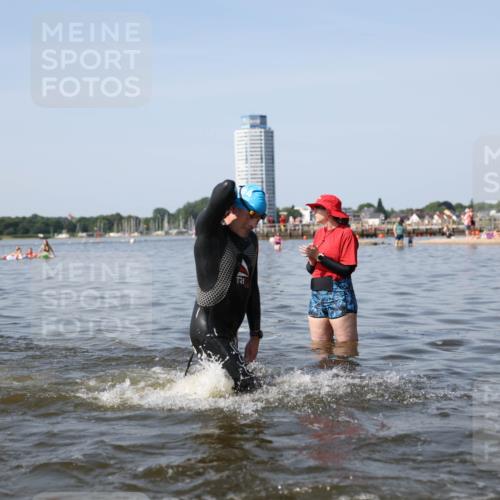 22.06.2025 - Viking Triathlon Michael Strokosch http://msf.ph/oto/8061884 22.06.2025 10:27:02 Schwimmen 52, 81, 145, 288, 623, 661 meine-sportfotos.de