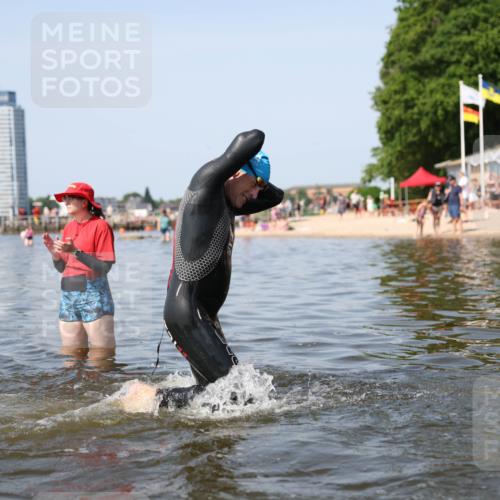 22.06.2025 - Viking Triathlon Michael Strokosch http://msf.ph/oto/8061891 22.06.2025 10:27:03 Schwimmen 52, 81, 145, 288, 623, 661 meine-sportfotos.de