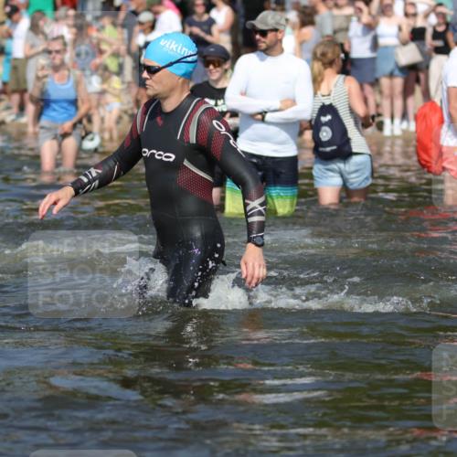 22.06.2025 - Viking Triathlon H.Heesch http://msf.ph/oto/8061901 22.06.2025 10:04:43 Schwimmen 55, 85, 86, 245, 281, 312, 316, 327, 428, 482, 514, 515, 550 meine-sportfotos.de