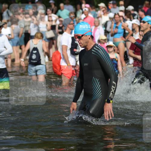 22.06.2025 - Viking Triathlon H.Heesch http://msf.ph/oto/8061908 22.06.2025 10:04:46 Schwimmen 29, 55, 70, 72, 85, 86, 245, 248, 281, 312, 316, 411, 428, 515, 550 meine-sportfotos.de
