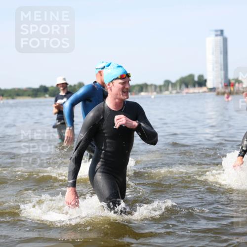 22.06.2025 - Viking Triathlon Michael Strokosch http://msf.ph/oto/8061911 22.06.2025 10:27:05 Schwimmen 52, 81, 145, 288, 623, 661 meine-sportfotos.de