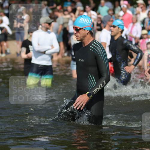 22.06.2025 - Viking Triathlon H.Heesch http://msf.ph/oto/8061921 22.06.2025 10:04:46 Schwimmen 29, 55, 70, 72, 85, 86, 245, 248, 281, 312, 316, 411, 428, 515, 550 meine-sportfotos.de