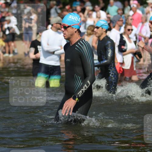 22.06.2025 - Viking Triathlon H.Heesch http://msf.ph/oto/8061927 22.06.2025 10:04:46 Schwimmen 29, 55, 70, 72, 85, 86, 245, 248, 281, 312, 316, 411, 428, 515, 550 meine-sportfotos.de